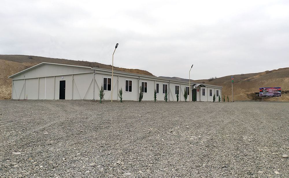 Hərbi hissələrdə yeni obyektlər istifadəyə verilib (FOTO/VİDEO) - Gallery Image