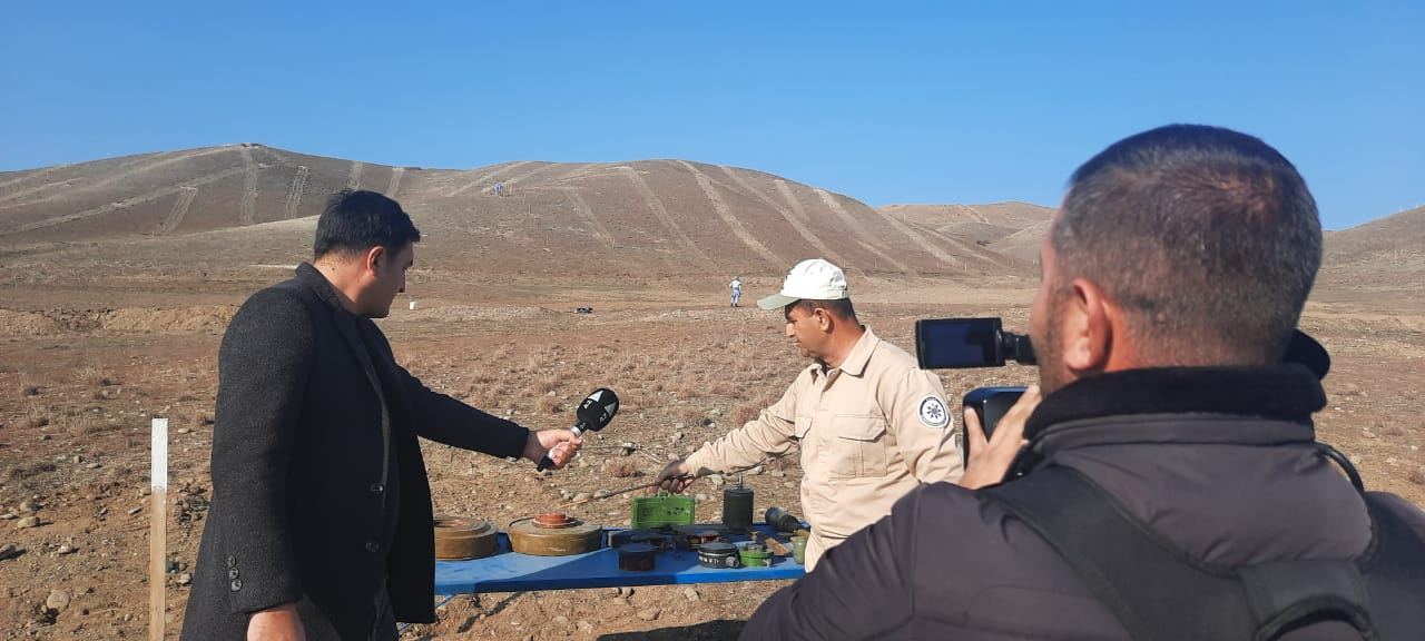Zəngəzur dəhlizi layihəsi üzrə zərərsizləşdirilən minaların sayı açıqlandı (FOTO) - Gallery Image