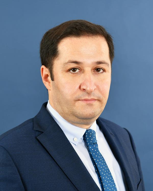 Elmar Hüseynov 