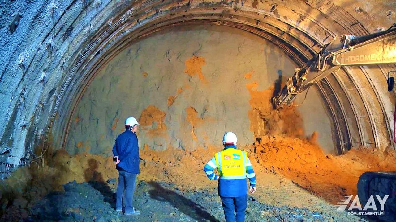 Əhmədbəyli-Füzuli-Şuşa avtomobil yolunun tikintisi sürətlə davam etdirilir (FOTO) - Gallery Image