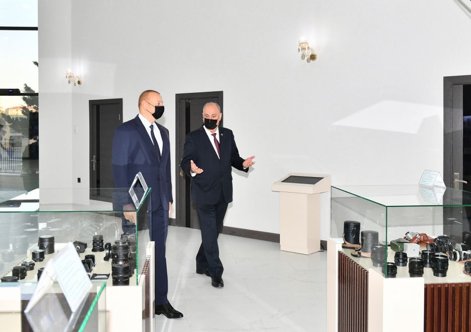 Prezident İlham Əliyev AZƏRTAC-ın yeni binası ilə tanış olub (FOTO) - Gallery Image