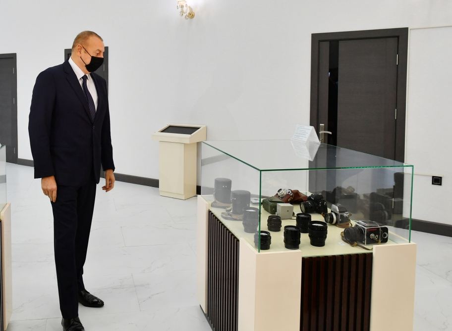 Prezident İlham Əliyev AZƏRTAC-ın yeni binası ilə tanış olub (FOTO) - Gallery Image