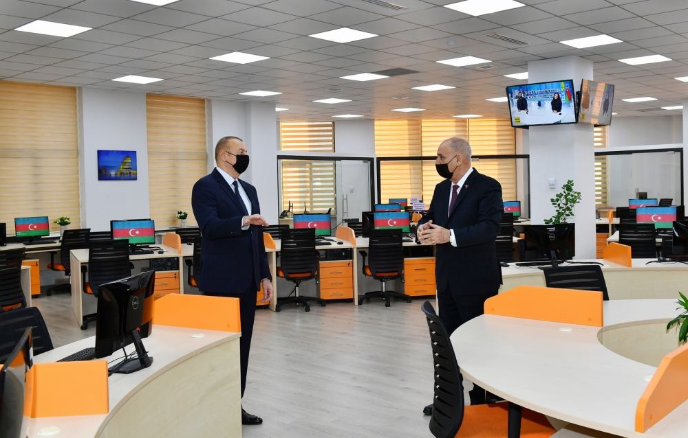 Prezident İlham Əliyev AZƏRTAC-ın yeni binası ilə tanış olub (FOTO) - Gallery Image