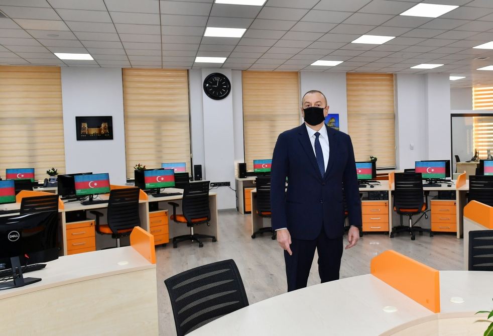 Prezident İlham Əliyev AZƏRTAC-ın yeni binası ilə tanış olub (FOTO) - Gallery Image