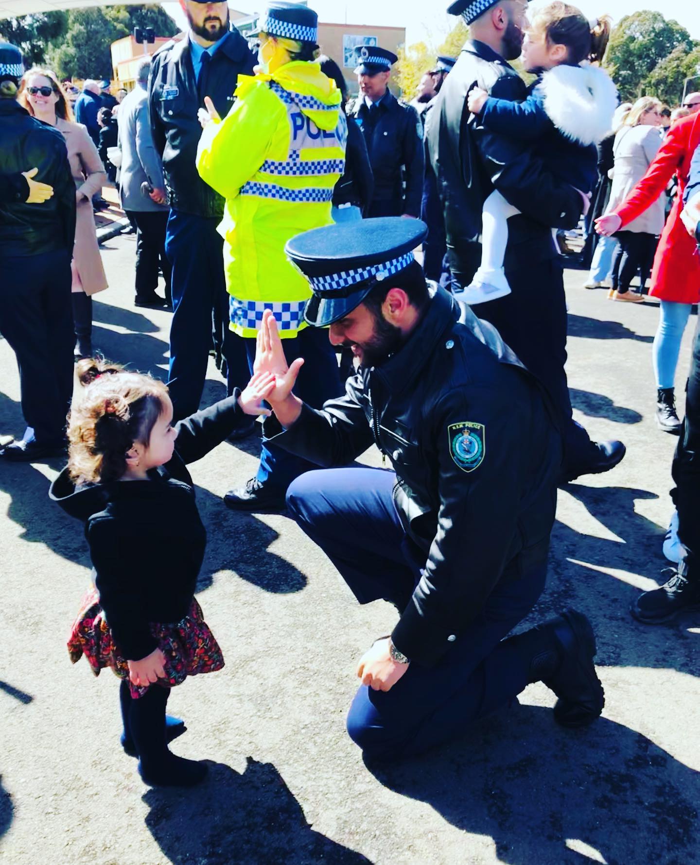 Avstraliyanın ilk azərbaycanlı polisi - FOTOLAR 4 1665739647 311776555 5303492366444342 1333050512804170924 n