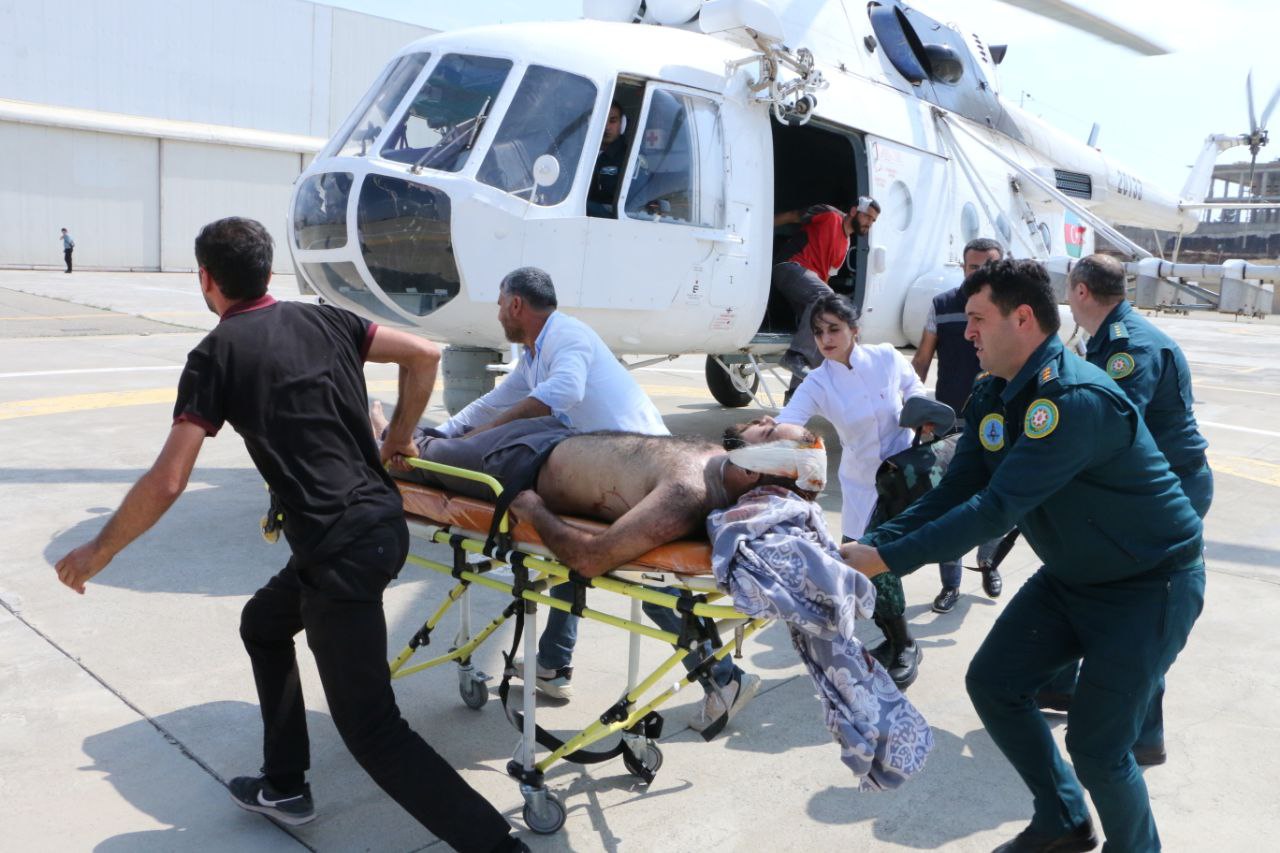 Laçında qəza: yaralılar helikopterlə Bakıya gətirildi - VİDEO 6 1694091053 3de8e71f 5808 4598 ad1c 2703a973b8cd