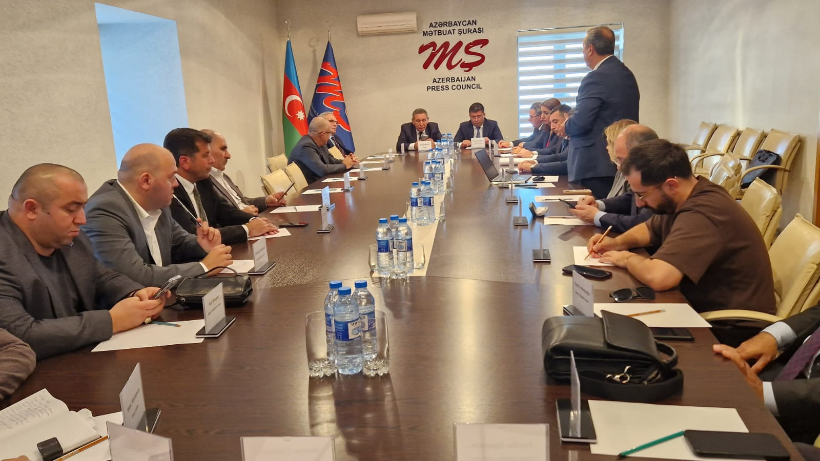 Region mediasının durumu müzakirə edildi - FOTOLAR