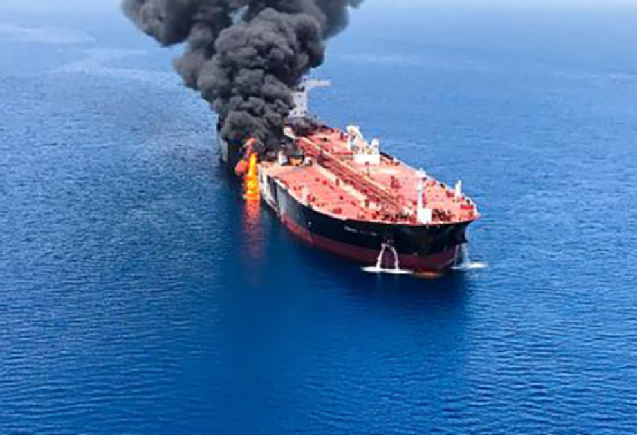 Ukrayna Qara dənizdə Rusiyanın iki tankerini vurdu
