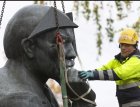 Finlandiyada Leninin sonuncu heykəli söküldü 