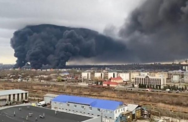 Odessaya raket hücumu - İstirahət mərkəzi və evlər dağıldı