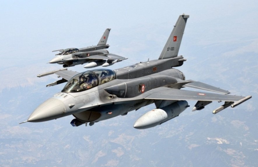 Türkiyə F-16-larının Gəncə üzərində uçuşu erməniləri PANİKAYA salıb