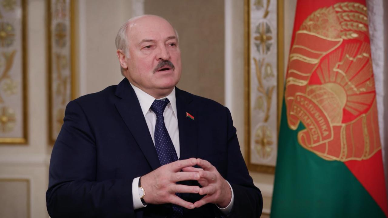 Lukaşenko Putinin nüvə hədəsinə haqq qazandırdı
