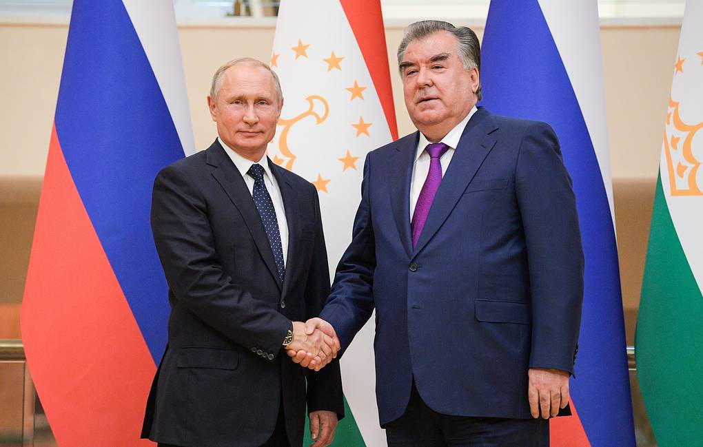 Tacikistan liderindən Putinə sərt sözlər: 