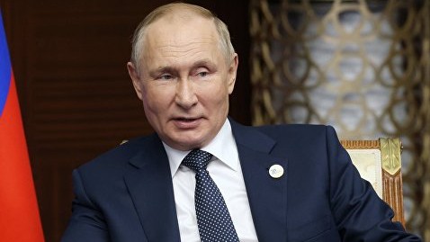 Putin yeni prezidenti təbrik etdi