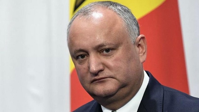 Keçmiş prezident ev dustaqlığından BURAXILDI